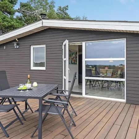 2 Bedroom Stunning In * Ebeltoft
