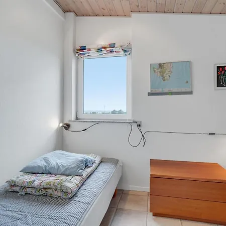 2 Bedroom Stunning In Ebeltoft